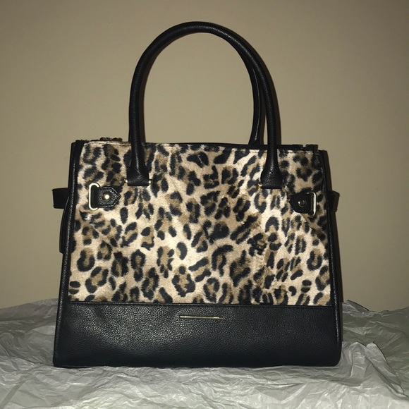 Brand new cheetah print purse. - Picture 1 of 7